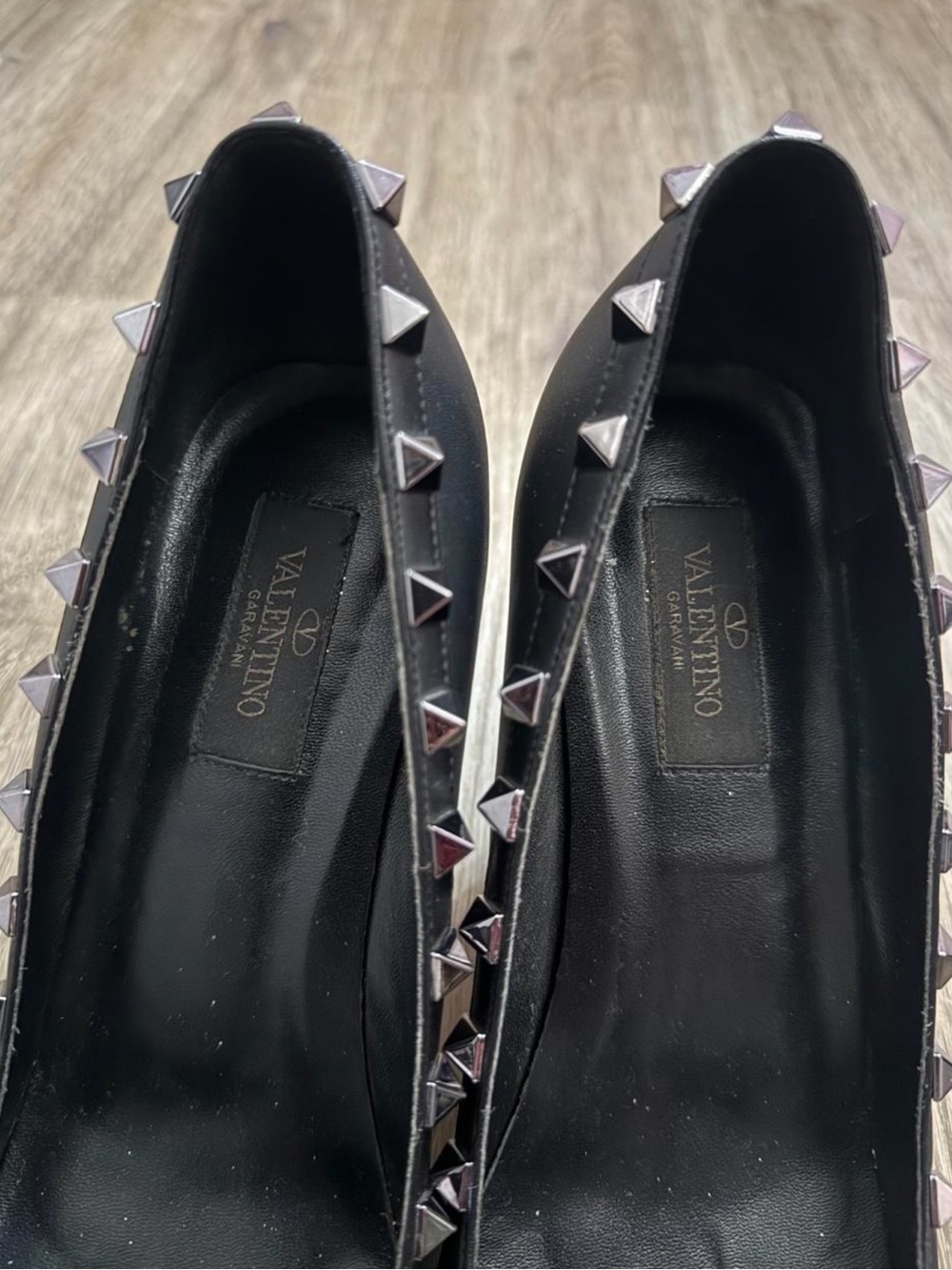 Valentino Black Leather Rockstud Pumps